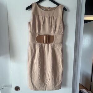 KAY UNGER Tan Camel Sleeveless Knit Belted Sheath Dress. Women’s 8.